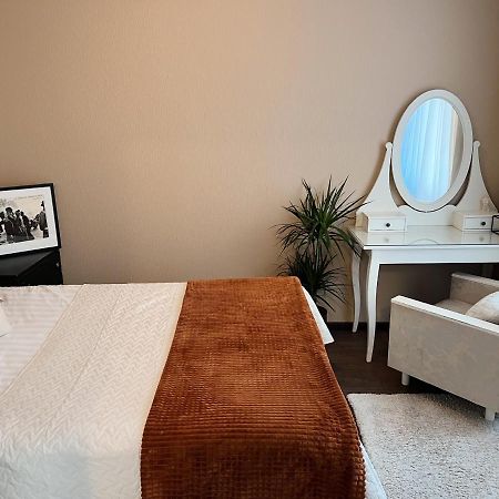 Cozy Apartment In Tallinn Old Town, Great Location Eksteriør billede
