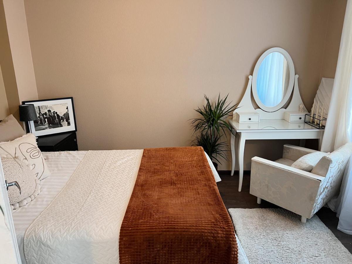 Cozy Apartment In Tallinn Old Town, Great Location Eksteriør billede